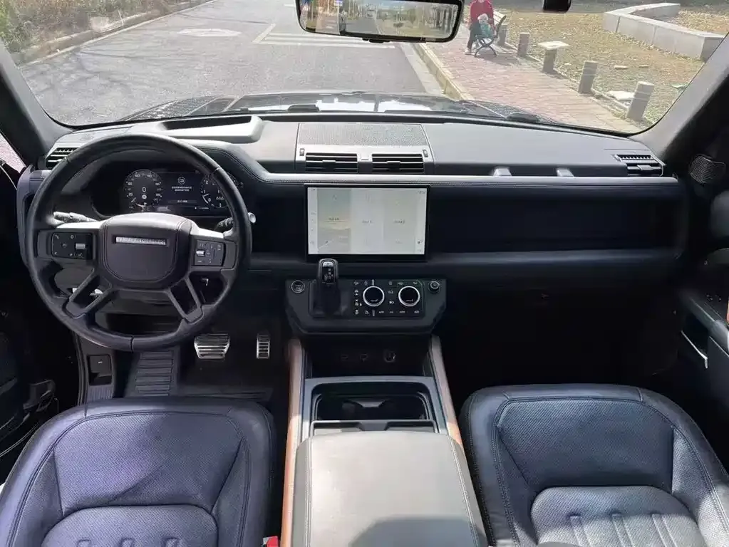Land Rover Defender 2023 из CN, фото 3