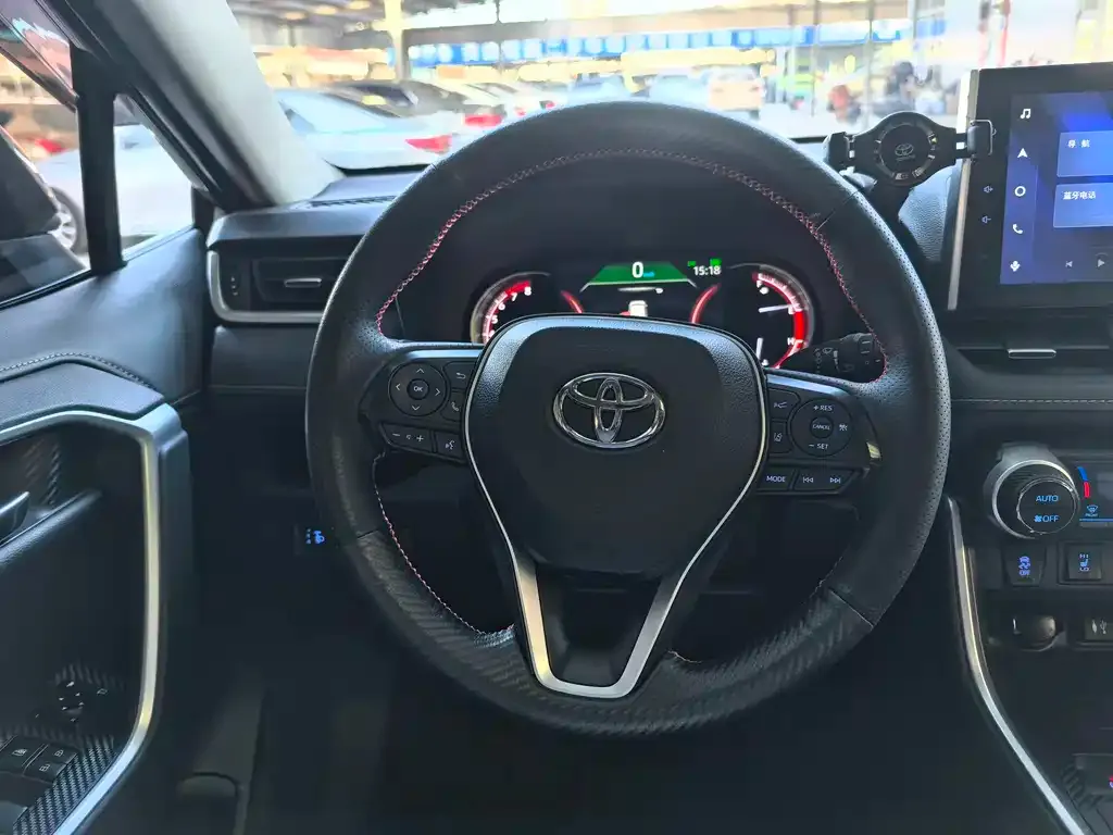 Toyota RAV4 2022 из CN, фото 10