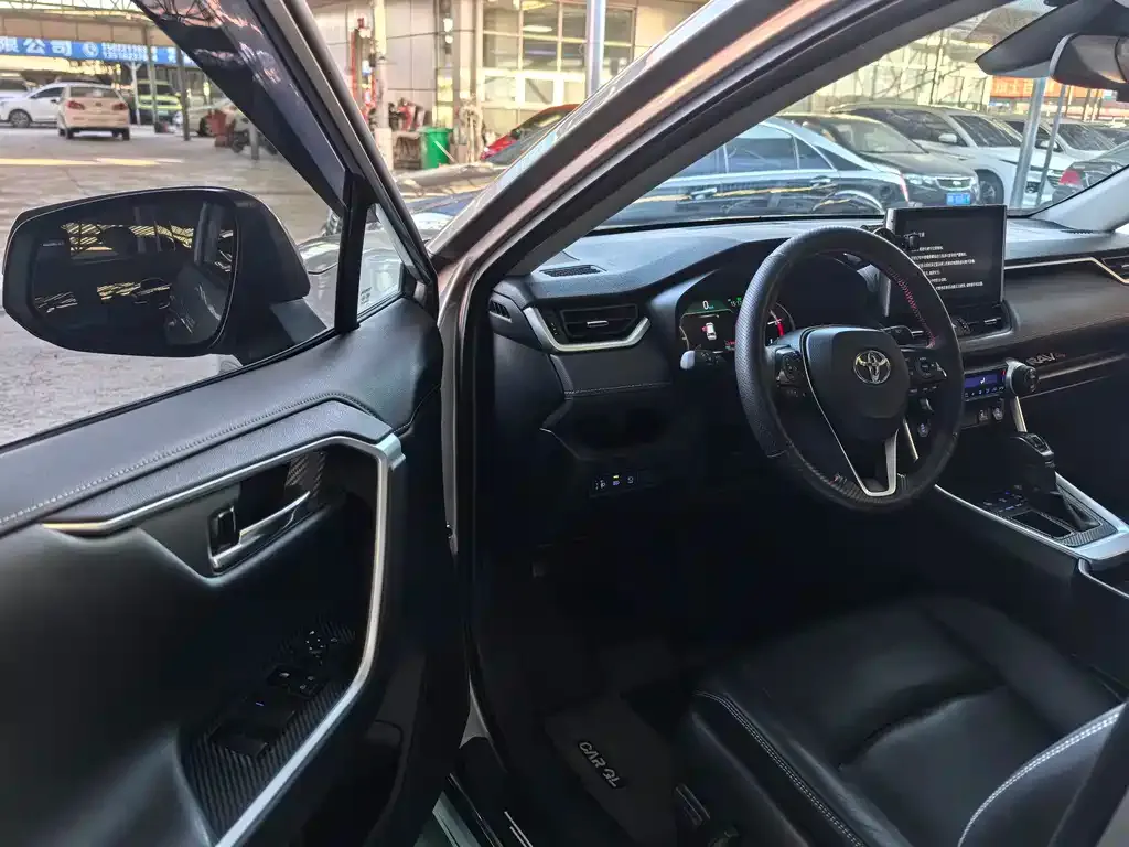 Toyota RAV4 2022 из CN, фото 7
