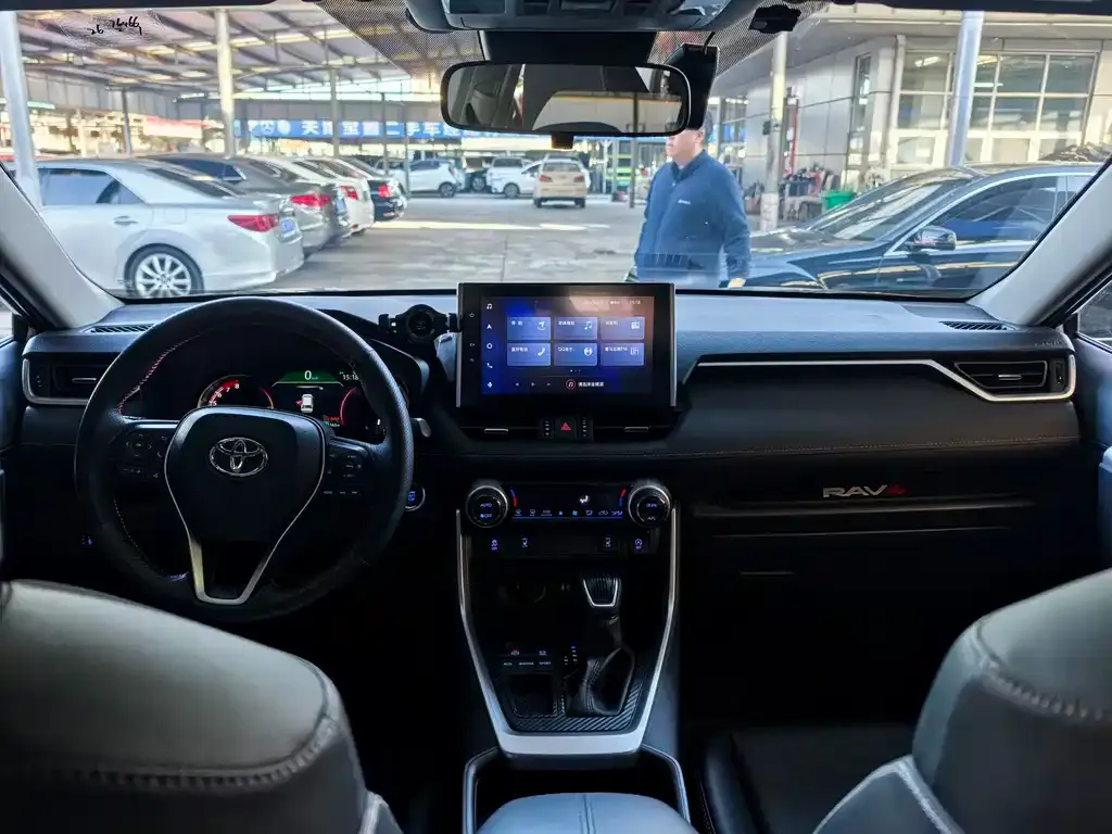 Toyota RAV4 2022 из CN, фото 9