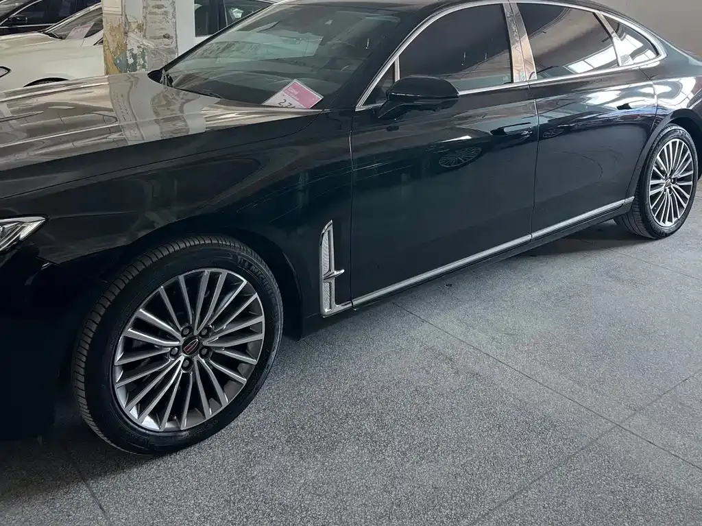 Hongqi H9 — фото 2
