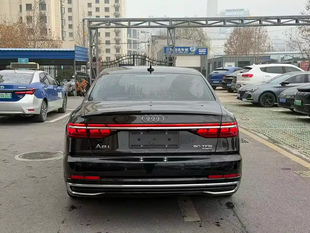Audi A8 2024 из CN, фото 9