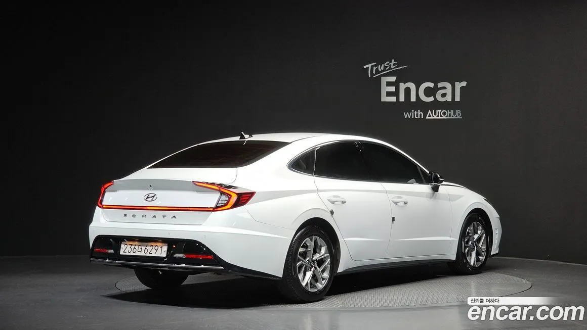 Hyundai Sonata 2022 из KR, фото 2