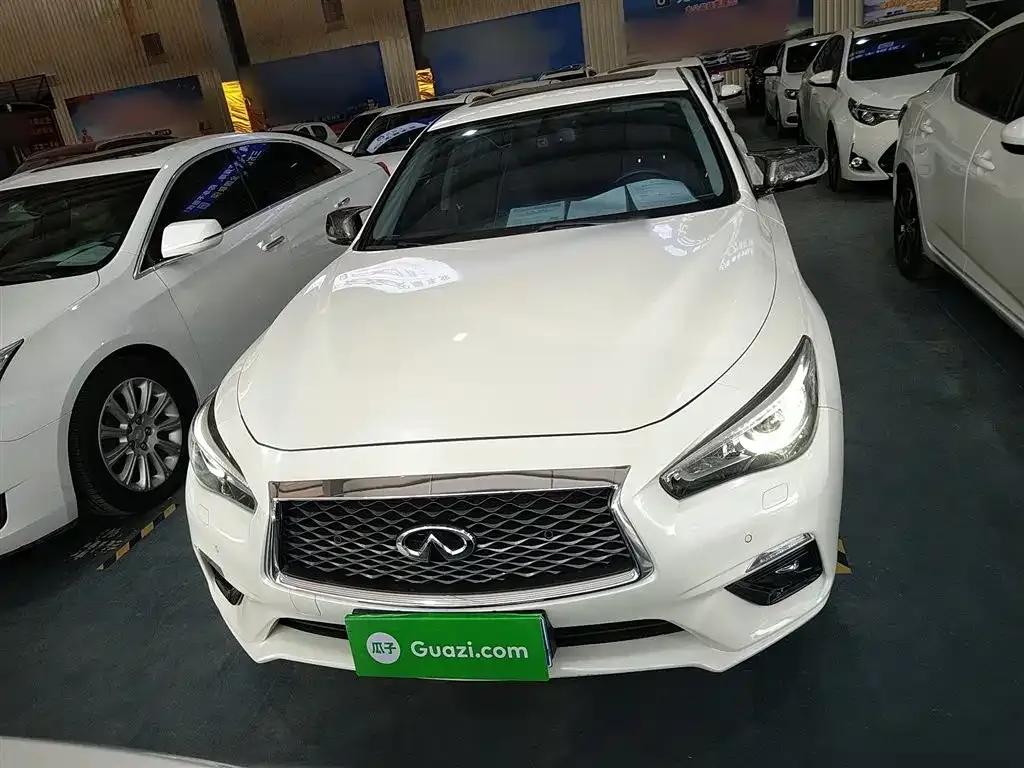 Infiniti Q50L 2022 из CN, фото 3