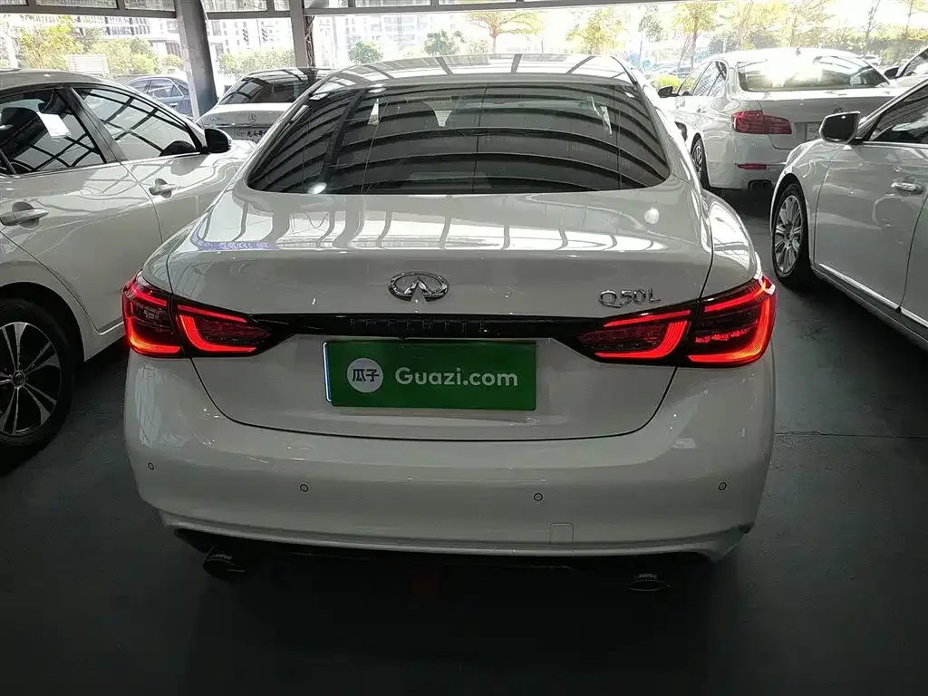 Infiniti Q50L 2022 из CN, фото 6
