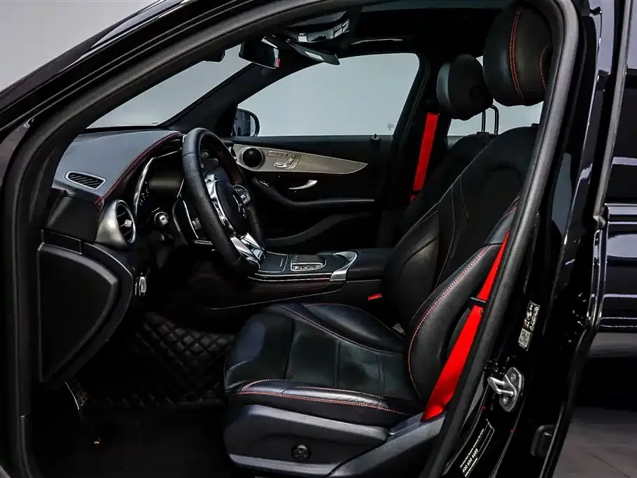Mercedes-Benz GLC AMG — фото 6