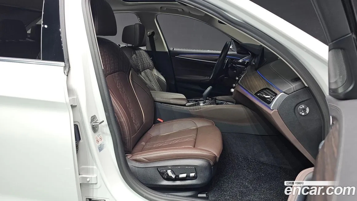 BMW 5-Series 2022 из KR, фото 4