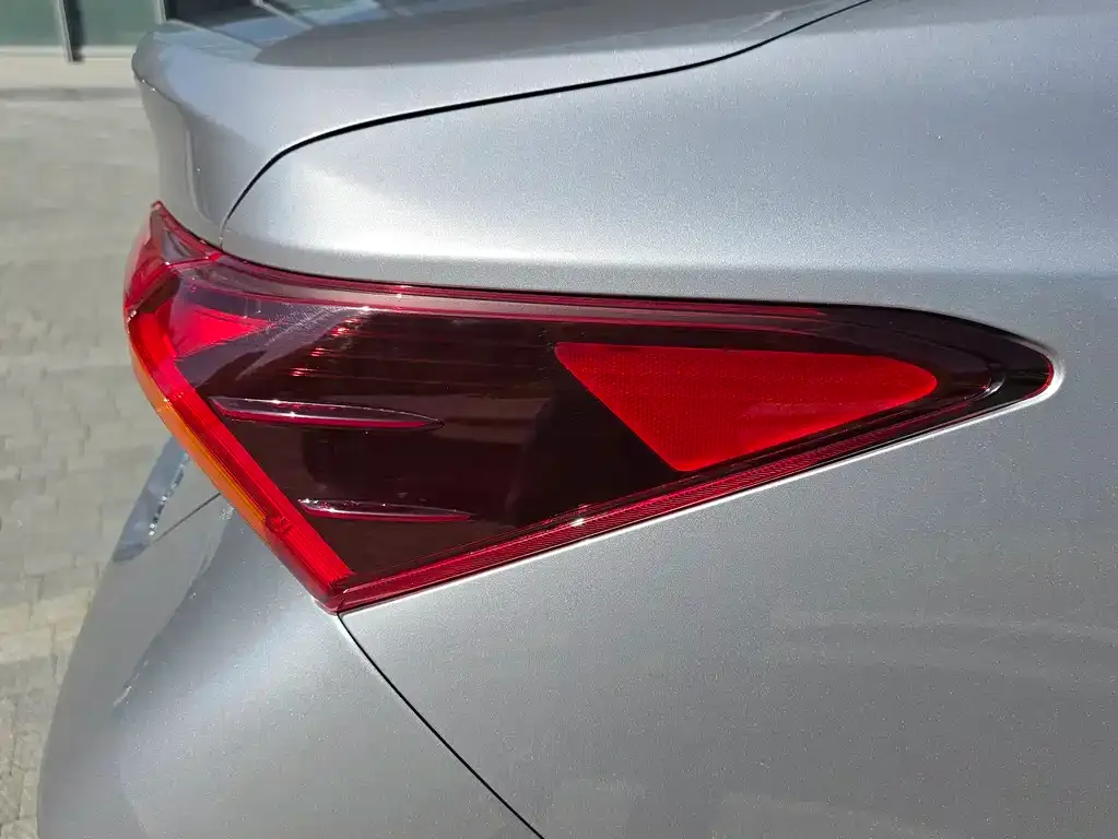 Toyota Avalon 2024 из CN, фото 4