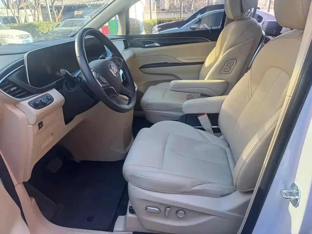 Buick GL8 2024 из CN, фото 9