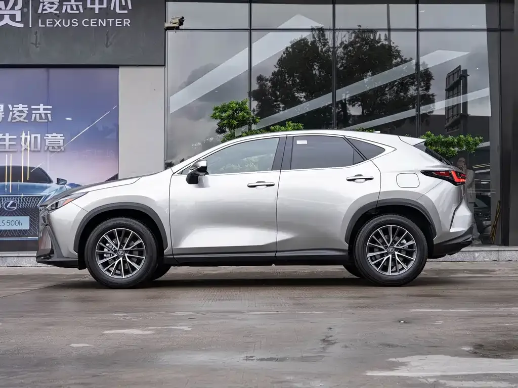 Lexus NX 2025 из CN, фото 9