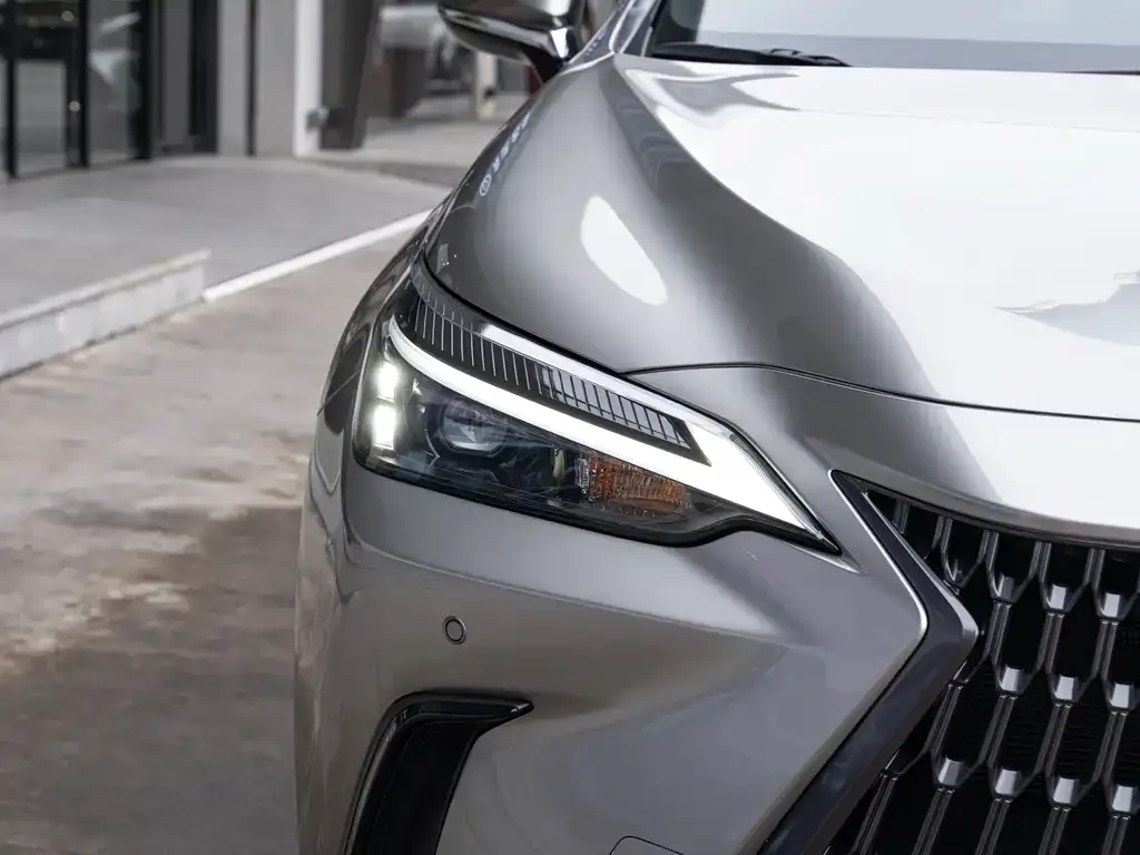 Lexus NX 2025 из CN, фото 2