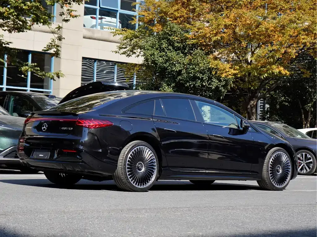 Mercedes-Benz EQS AMG 2024 из CN, фото 8