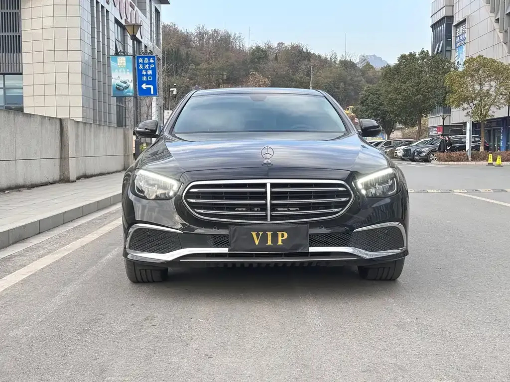 Mercedes-Benz E-Class 2023 из CN, фото 1