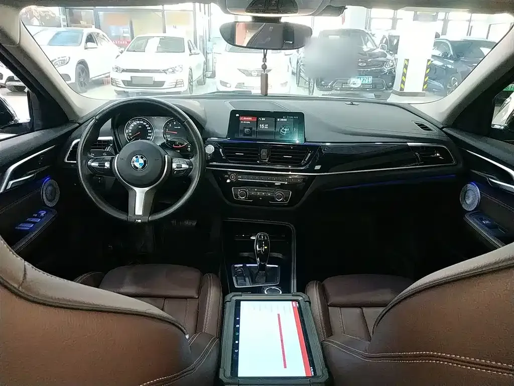 BMW 1 Series 2021 из CN, фото 10