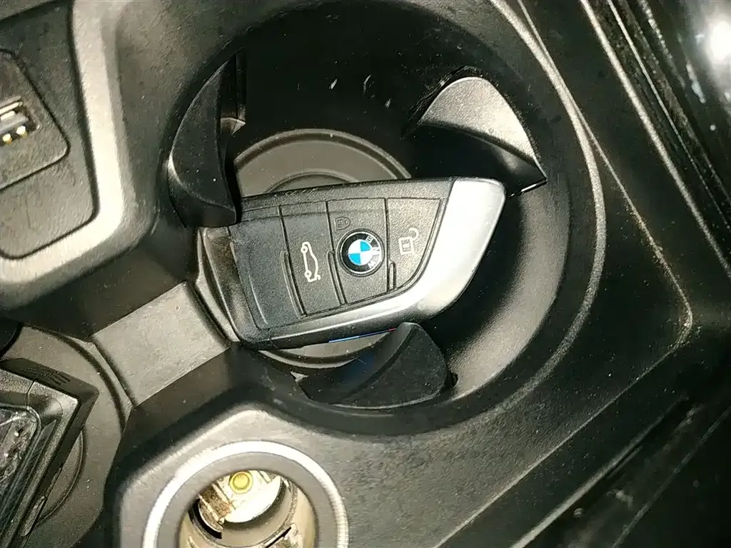 BMW 1 Series 2021 из CN, фото 9