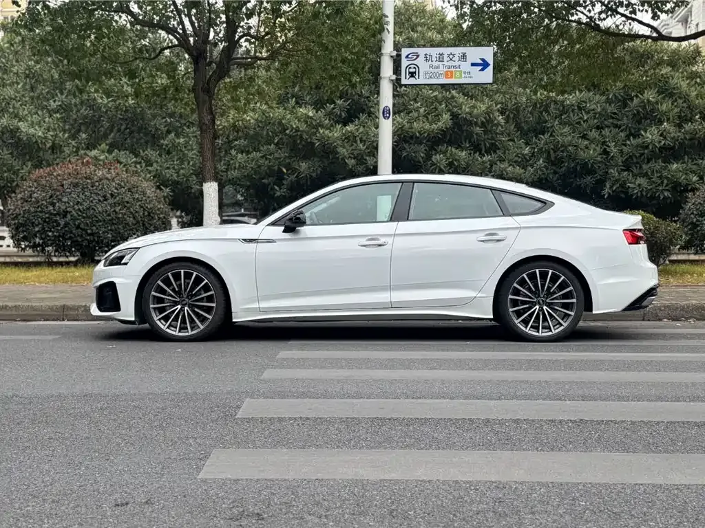 Audi A5 (Import) 2024 из CN, фото 8