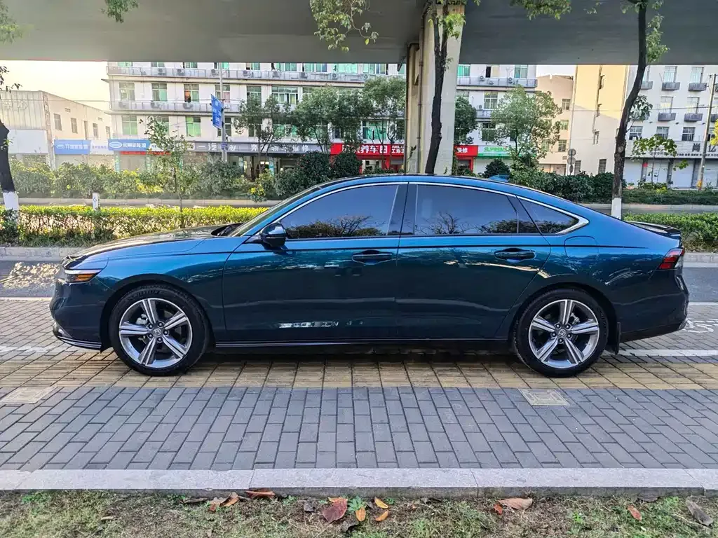Honda Accord 2024 из CN, фото 8
