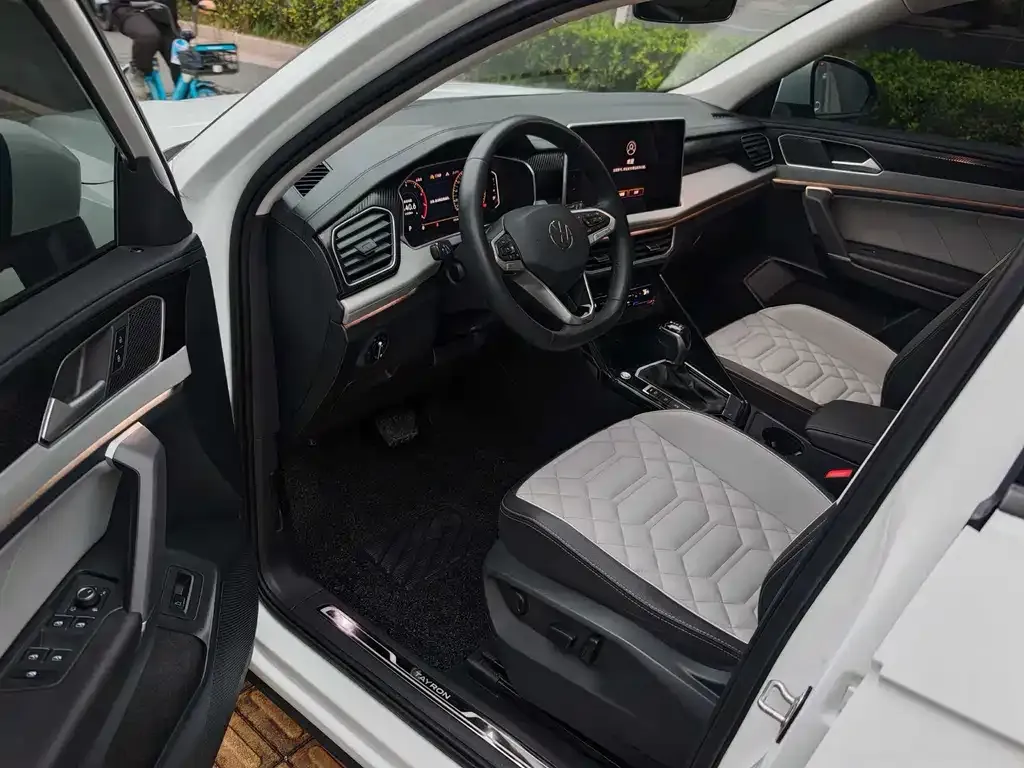 Volkswagen Tayron 2023 из CN, фото 3