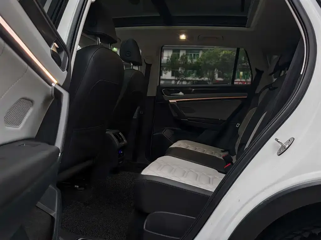 Volkswagen Tayron 2023 из CN, фото 2