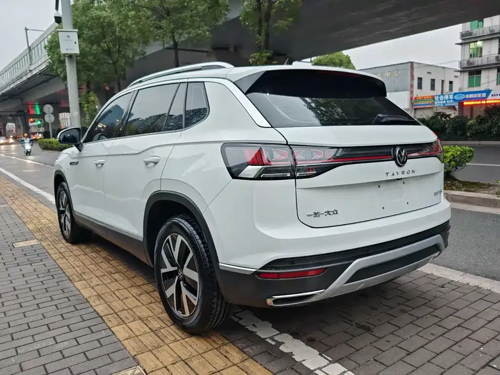 Volkswagen Tayron 2023 из CN, фото 4