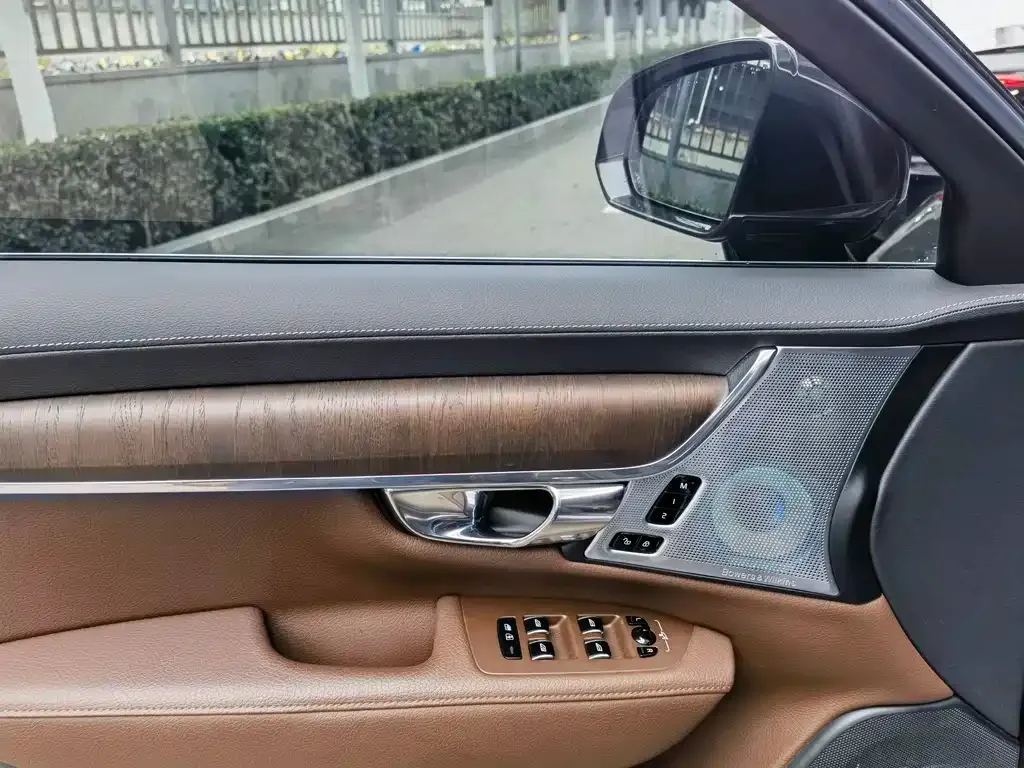 Volvo S90 2021 из CN, фото 6