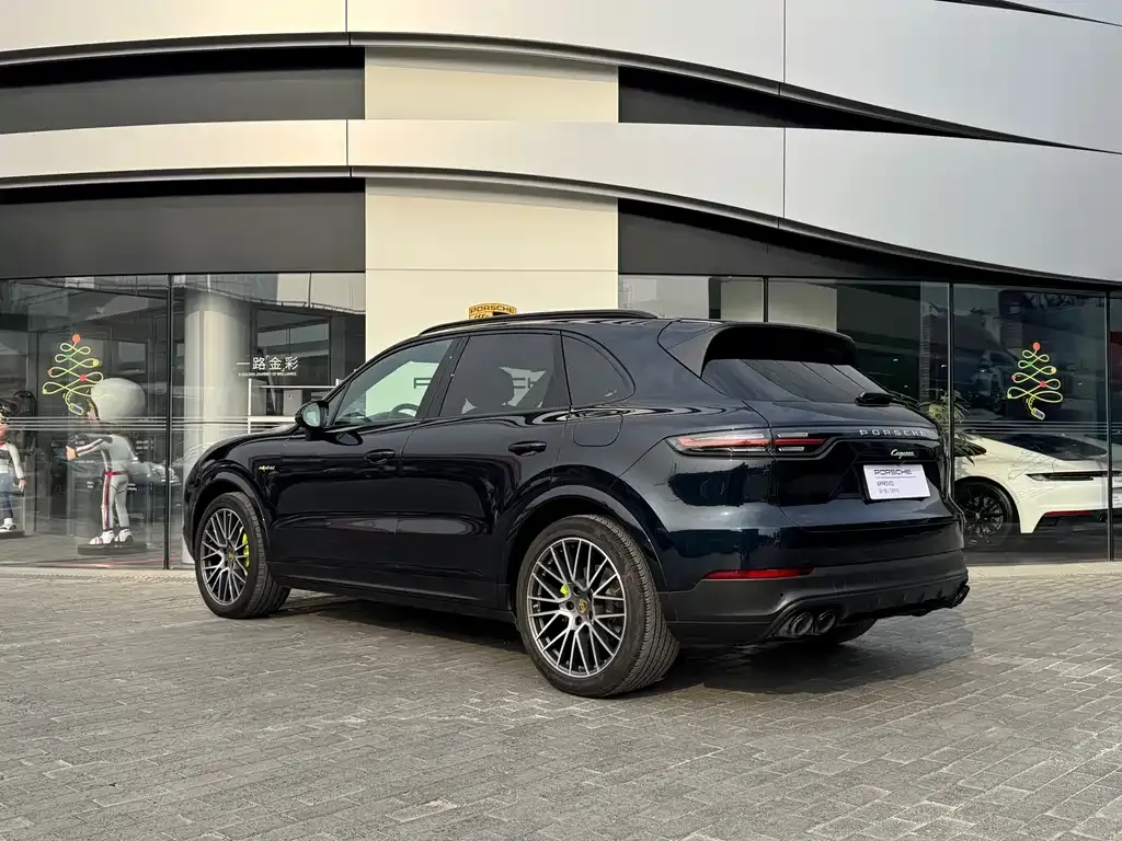 Porsche Cayenne Hybrid 2023 из CN, фото 8