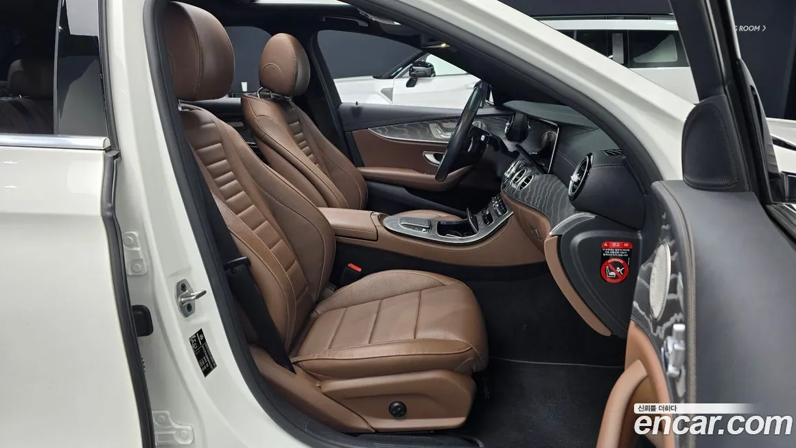Mercedes-Benz E-Class 2022 из KR, фото 9