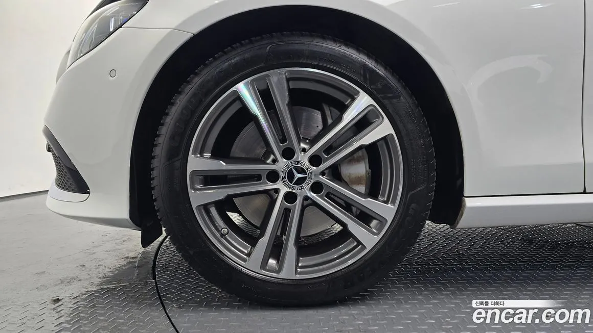 Mercedes-Benz E-Class 2022 из KR, фото 7