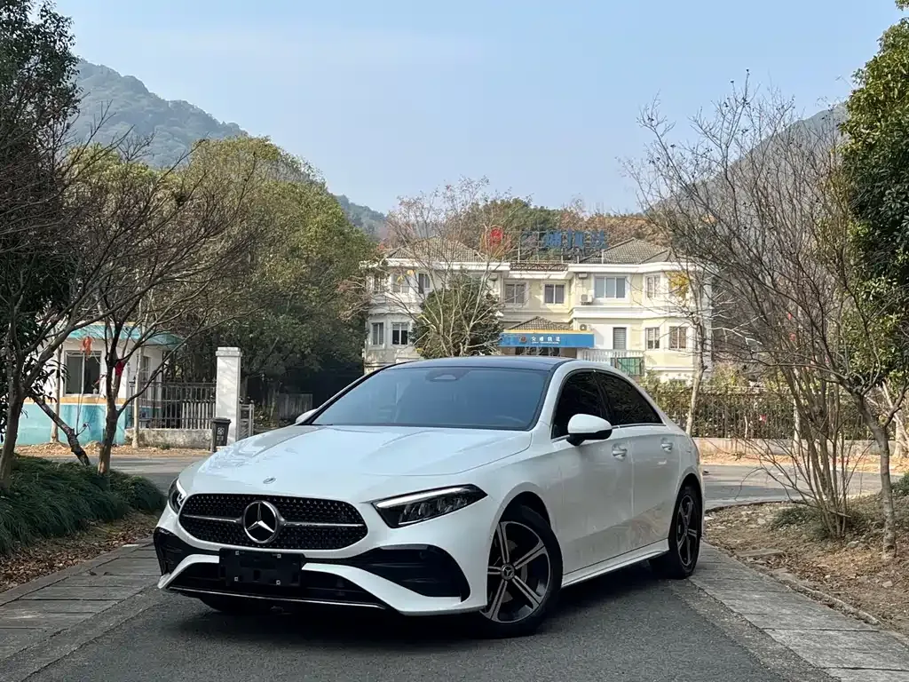 Mercedes-Benz A-Class — фото 1