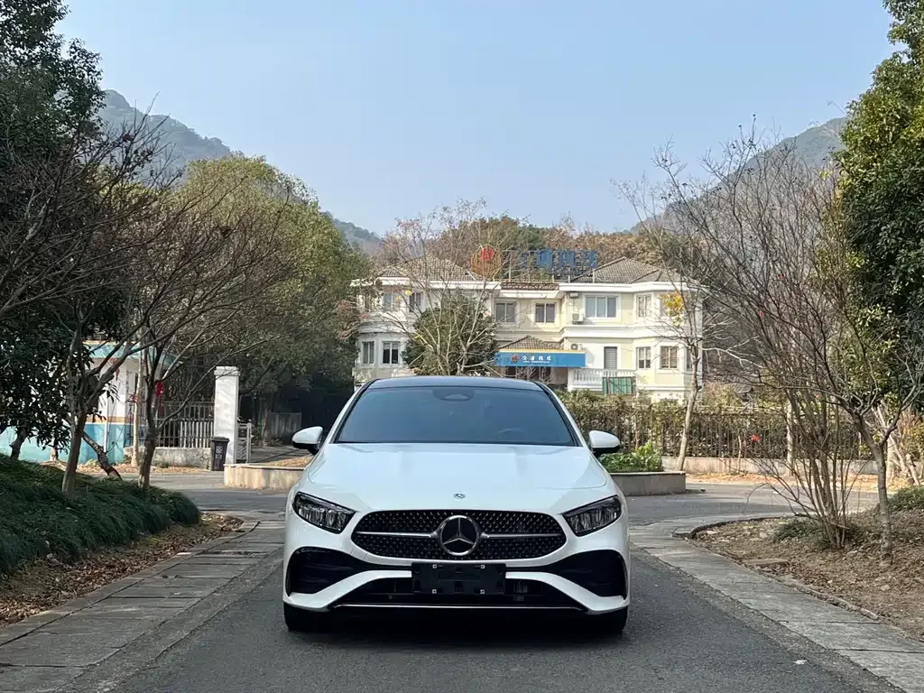 Mercedes-Benz A-Class — фото 2