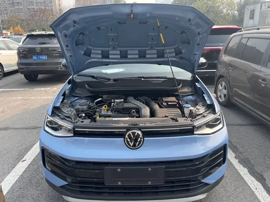 Volkswagen Tharu — фото 8