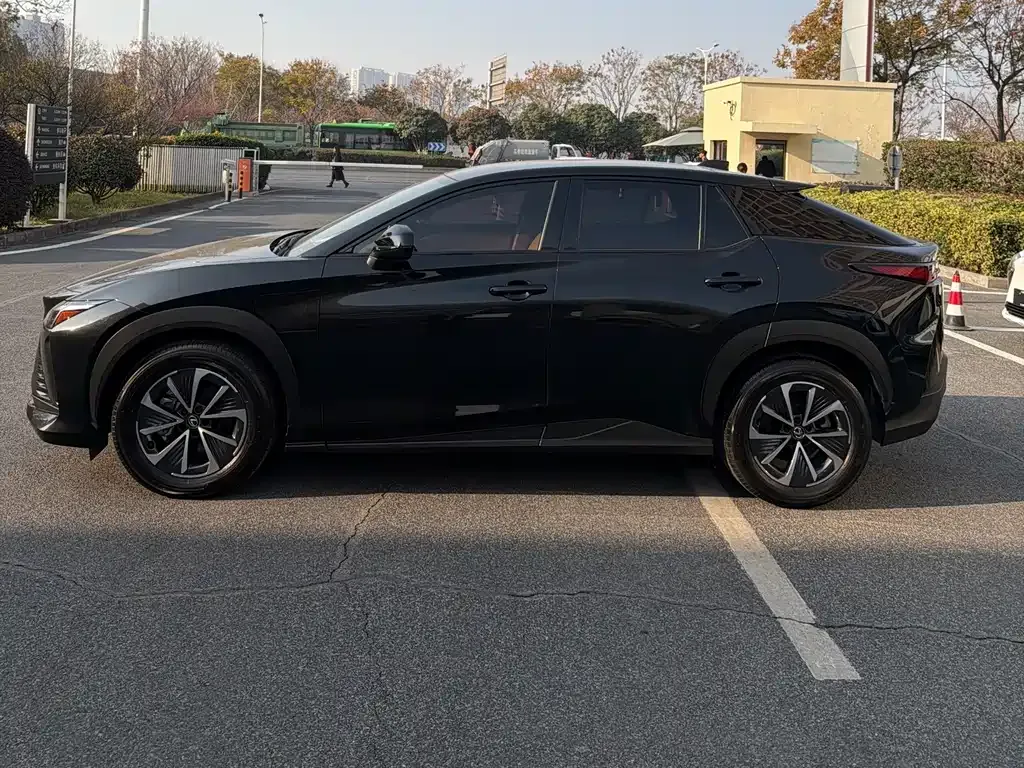 Lexus RZ 2023 из CN, фото 7