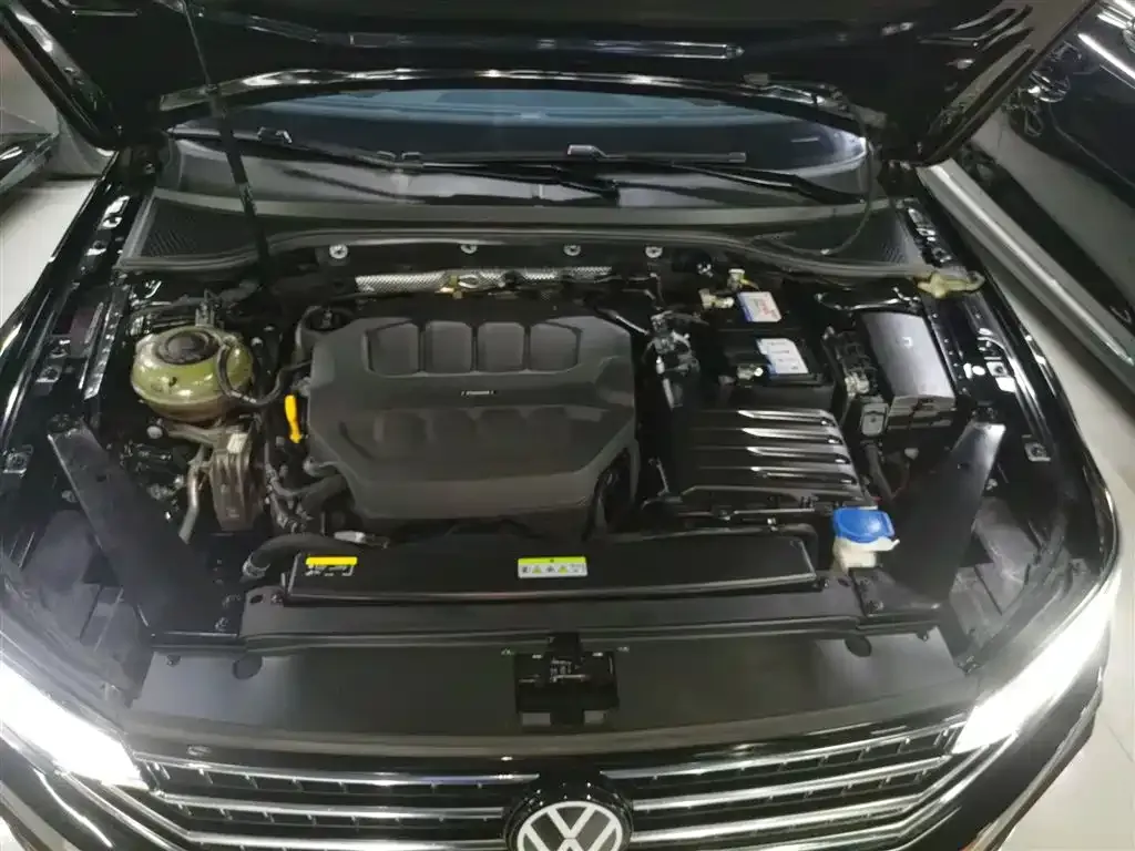Volkswagen Magotan 2022 из CN, фото 3