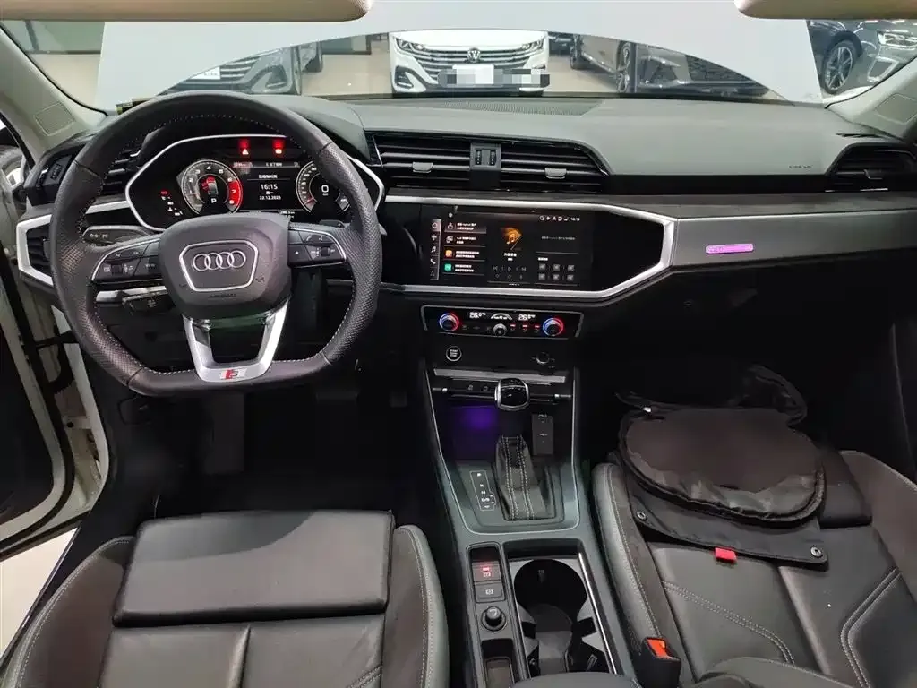 Audi Q3 Sportback 2023 из CN, фото 10