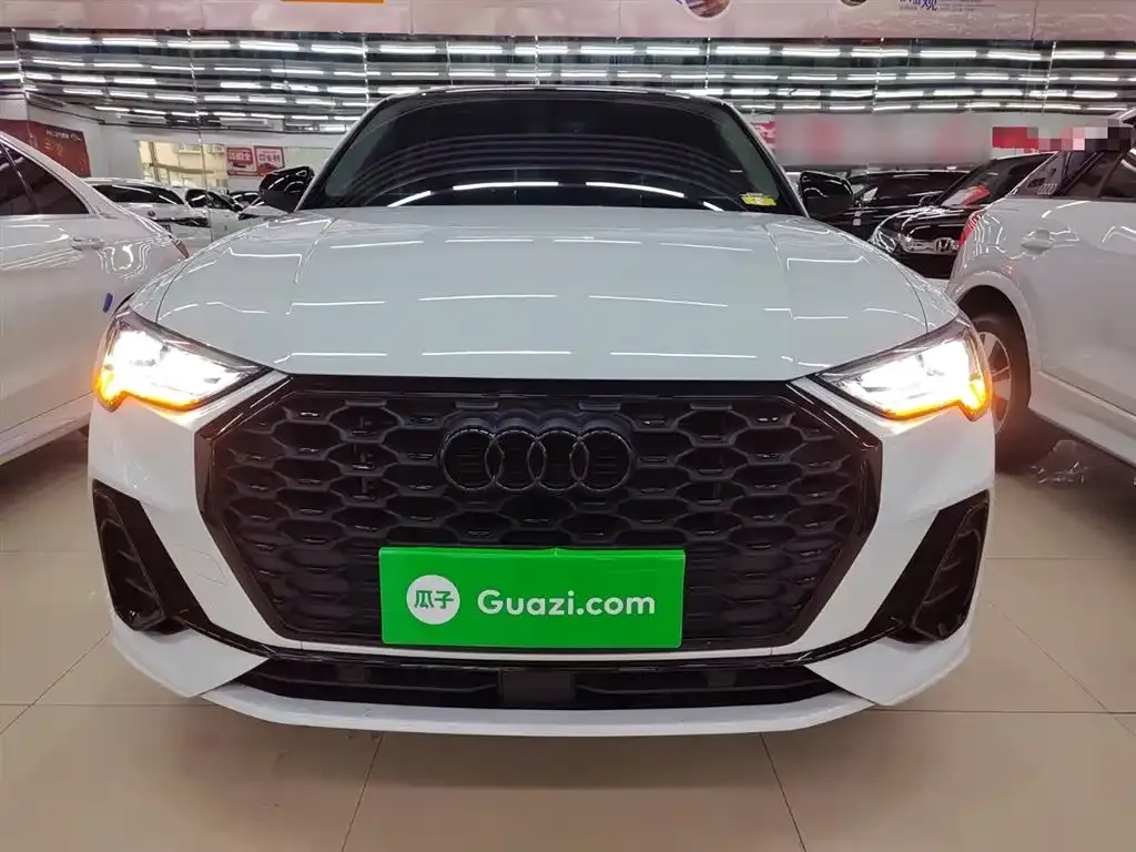 Audi Q3 Sportback 2023 из CN, фото 3