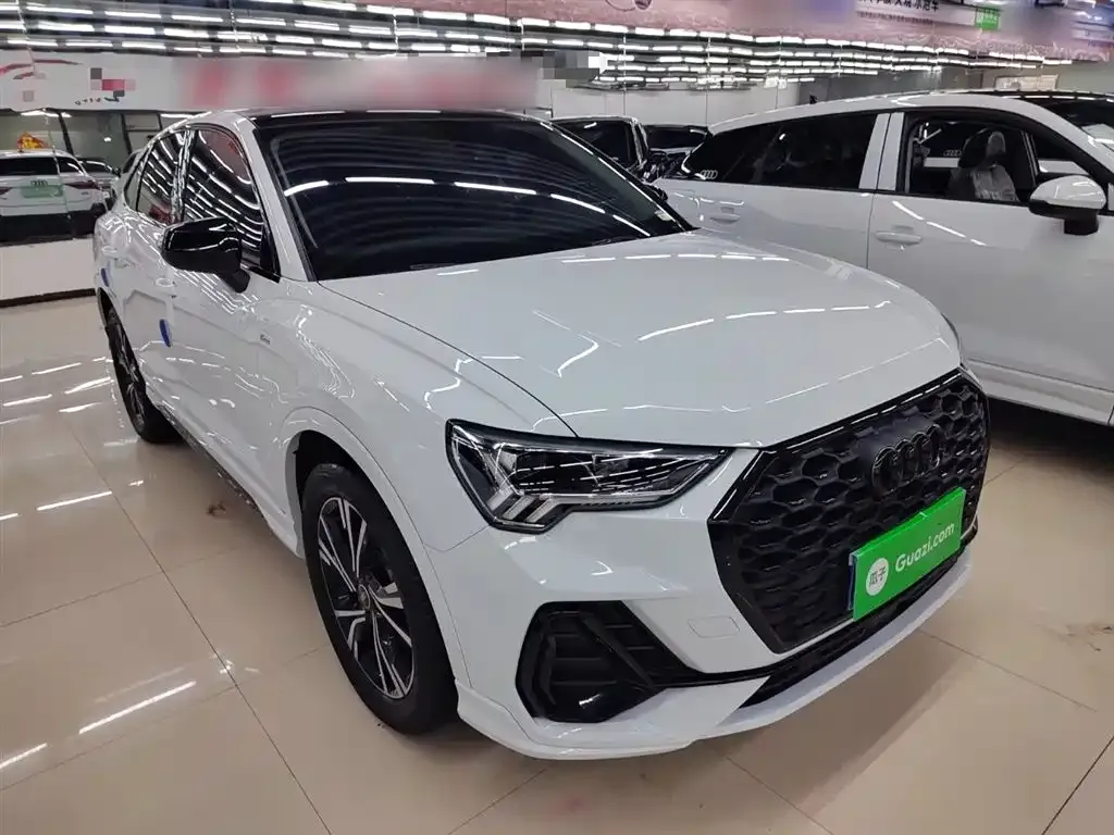 Audi Q3 Sportback 2023 из CN, фото 5