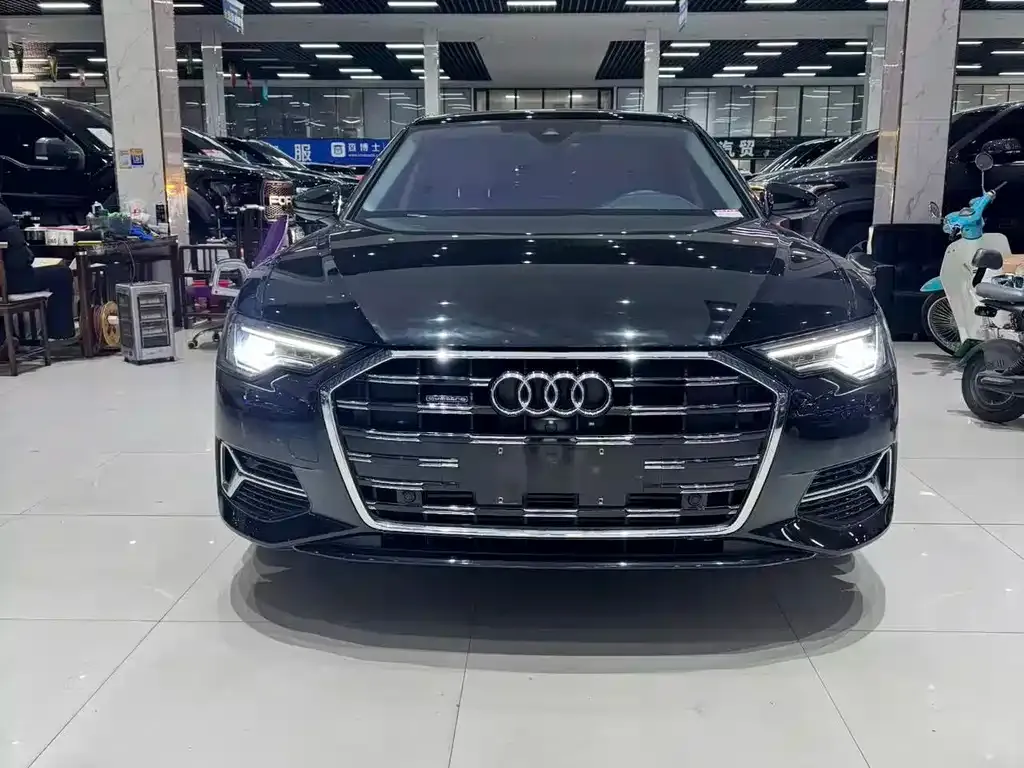 Audi A6L 2024 из CN, фото 8
