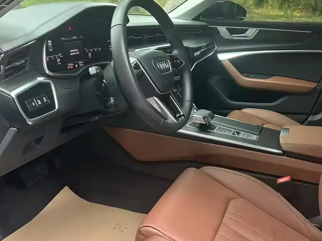 Audi A6L 2024 из CN, фото 6