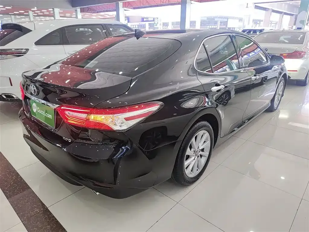 Toyota Camry 2023 из CN, фото 7