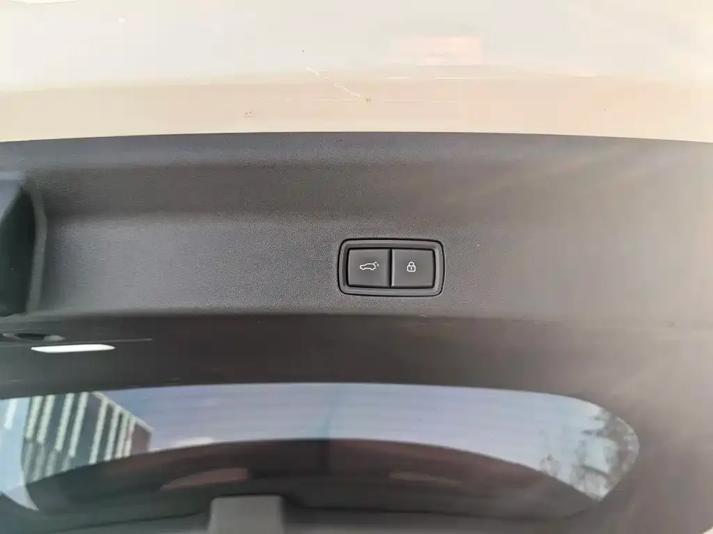 Li Auto L9 2025 из CN, фото 2