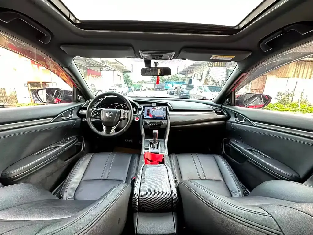 Honda Civic — фото 8