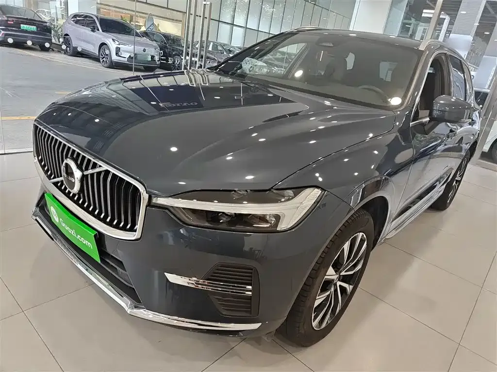 Volvo XC60 — фото 4
