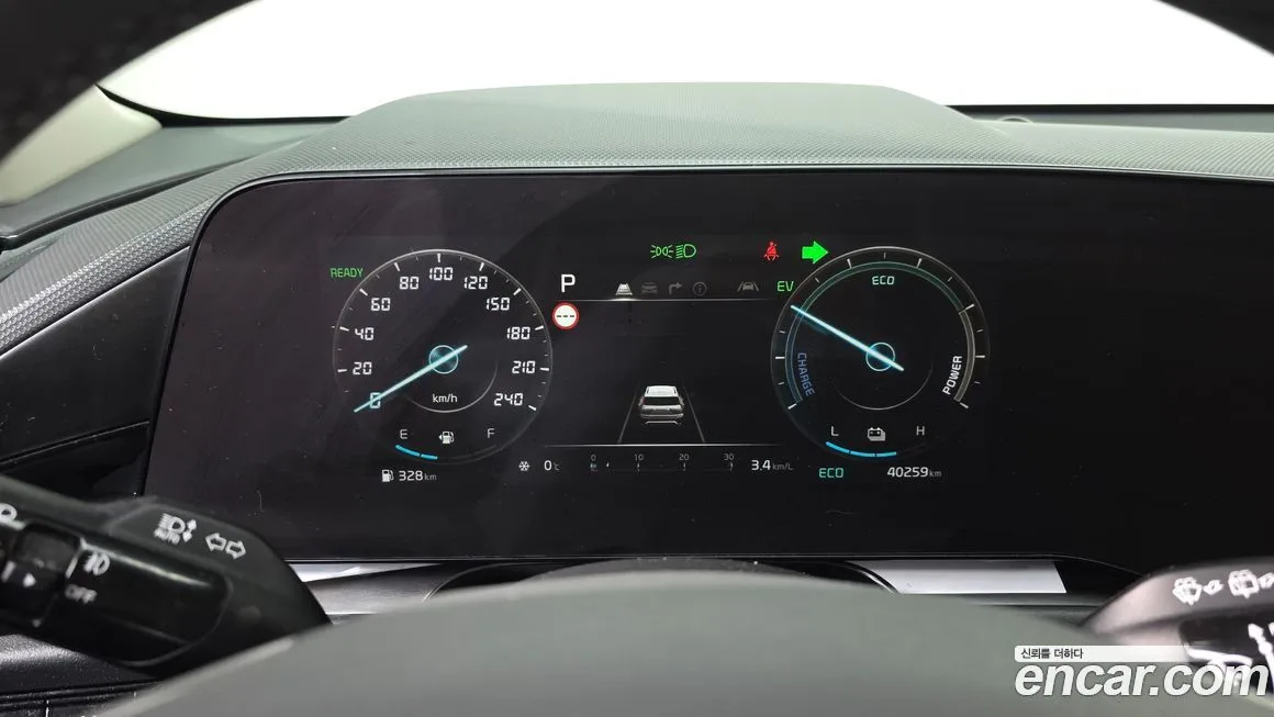 Kia Niro — фото 10