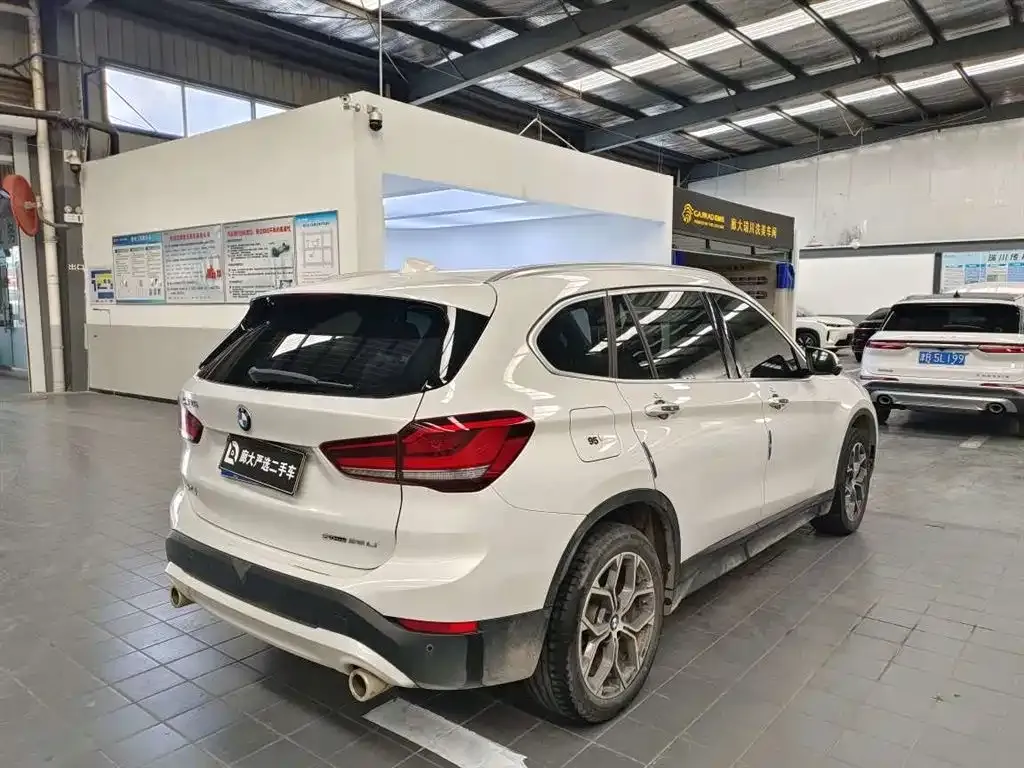 BMW X1 2022 из CN, фото 2