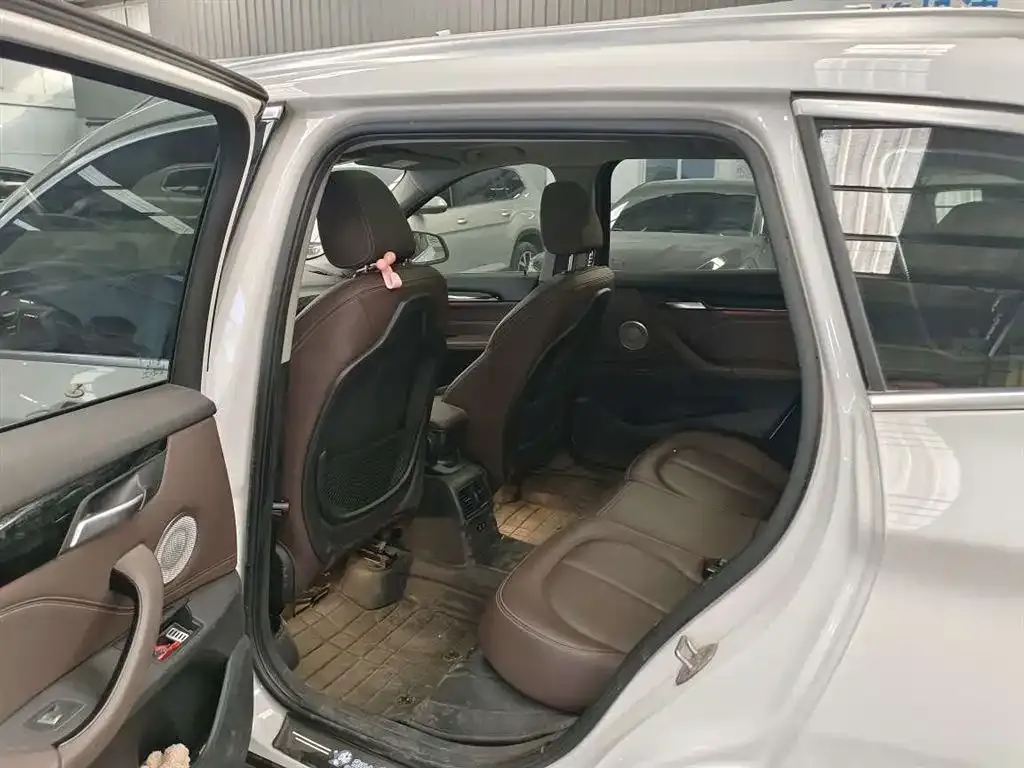 BMW X1 2022 из CN, фото 3
