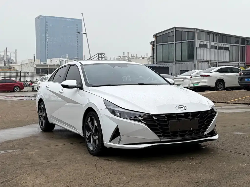 Hyundai Elantra 2022 из CN, фото 8