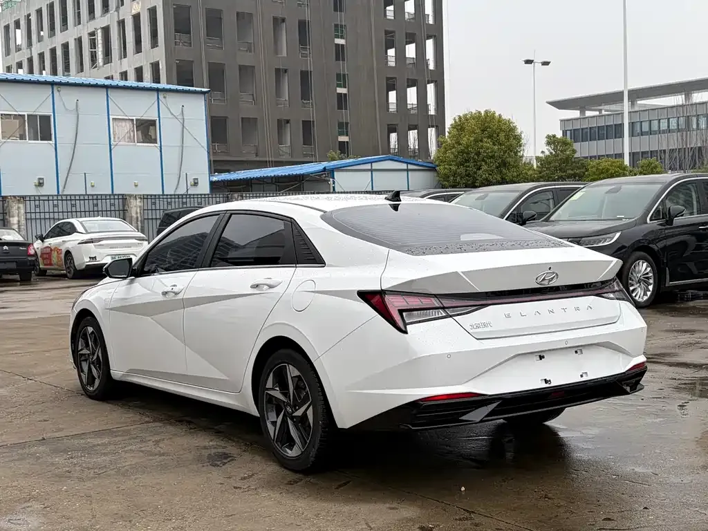 Hyundai Elantra 2022 из CN, фото 7