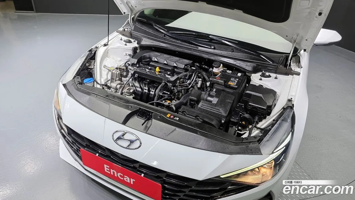 Hyundai AVANTE 2023 из KR, фото 6