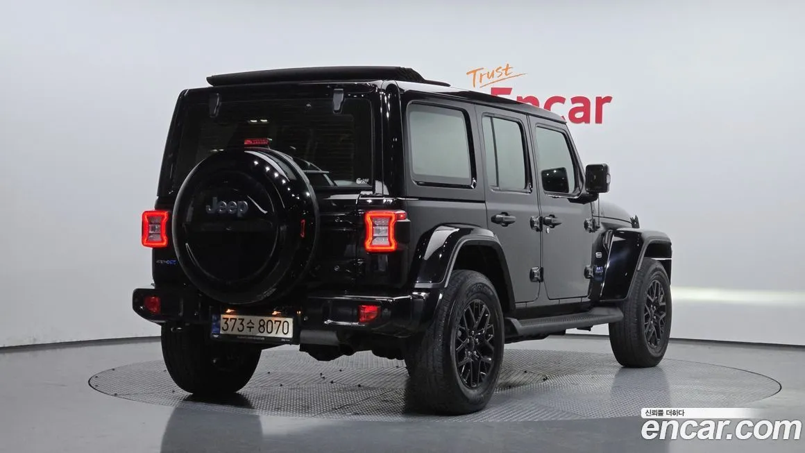 Jeep Wrangler 2022 из KR, фото 2
