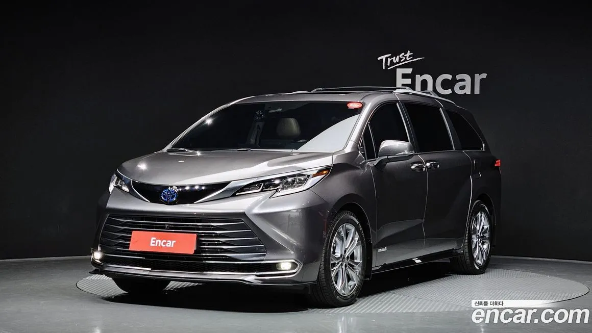 Toyota Sienna 2021 из KR, фото 1